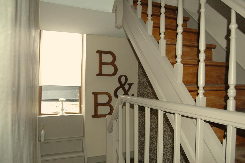 B&B Family@Home66 บรูจส์ ภายนอก รูปภาพ